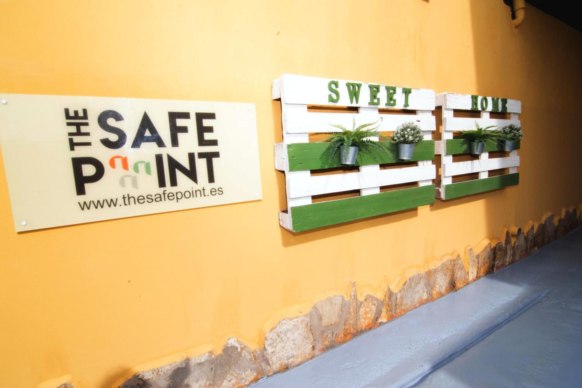 The Safe Point Residential Castillo Castillo del Romeral 외부 사진
